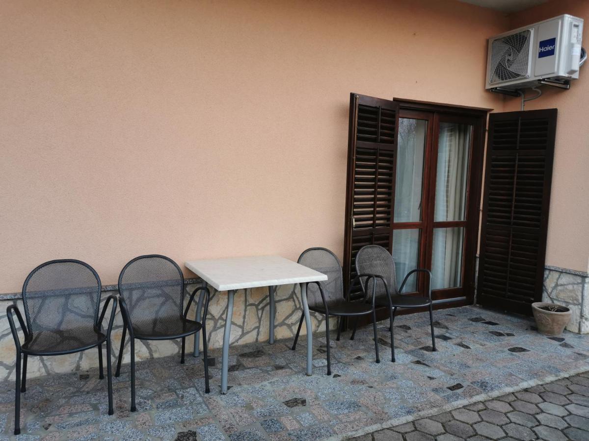 Apartman Martina Apartment Krsan Exterior photo